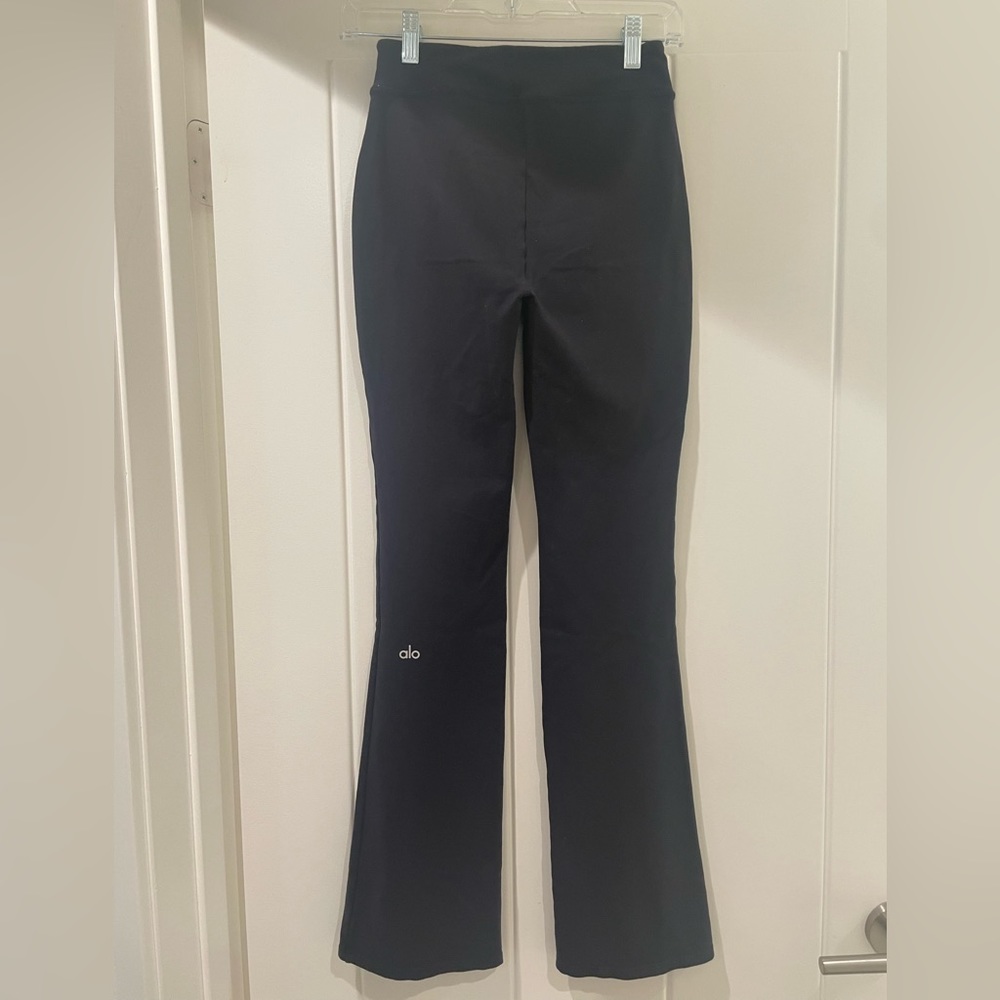 Alo Flutter Legging 7/8 Xs - image 3